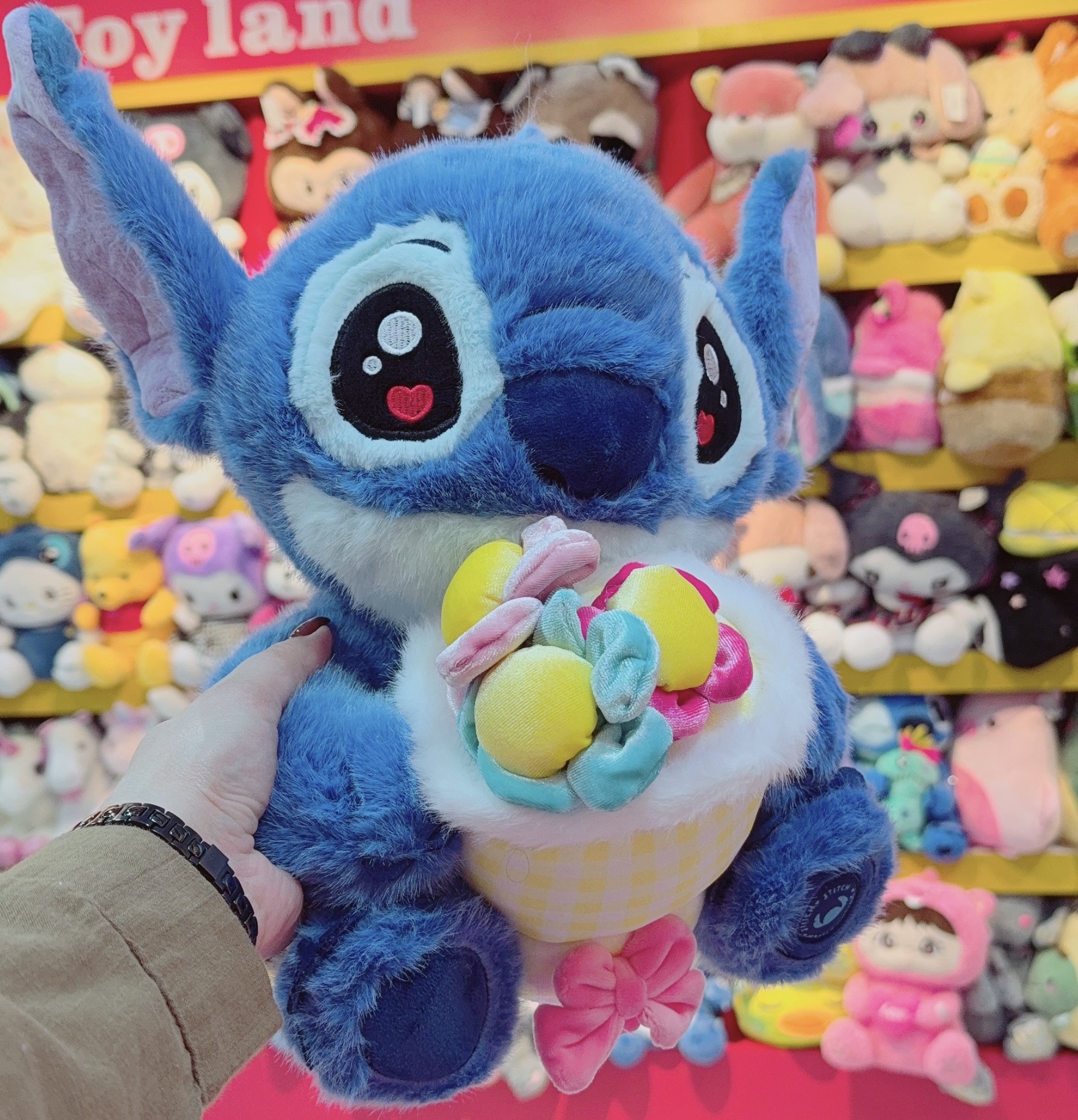 عروسک استیچ گل بدست 40 سانتی