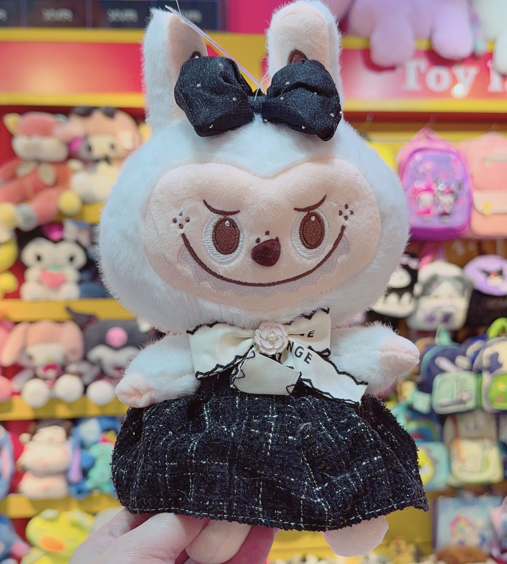 عروسک لبوبو ۲۵سانتی لباس دار